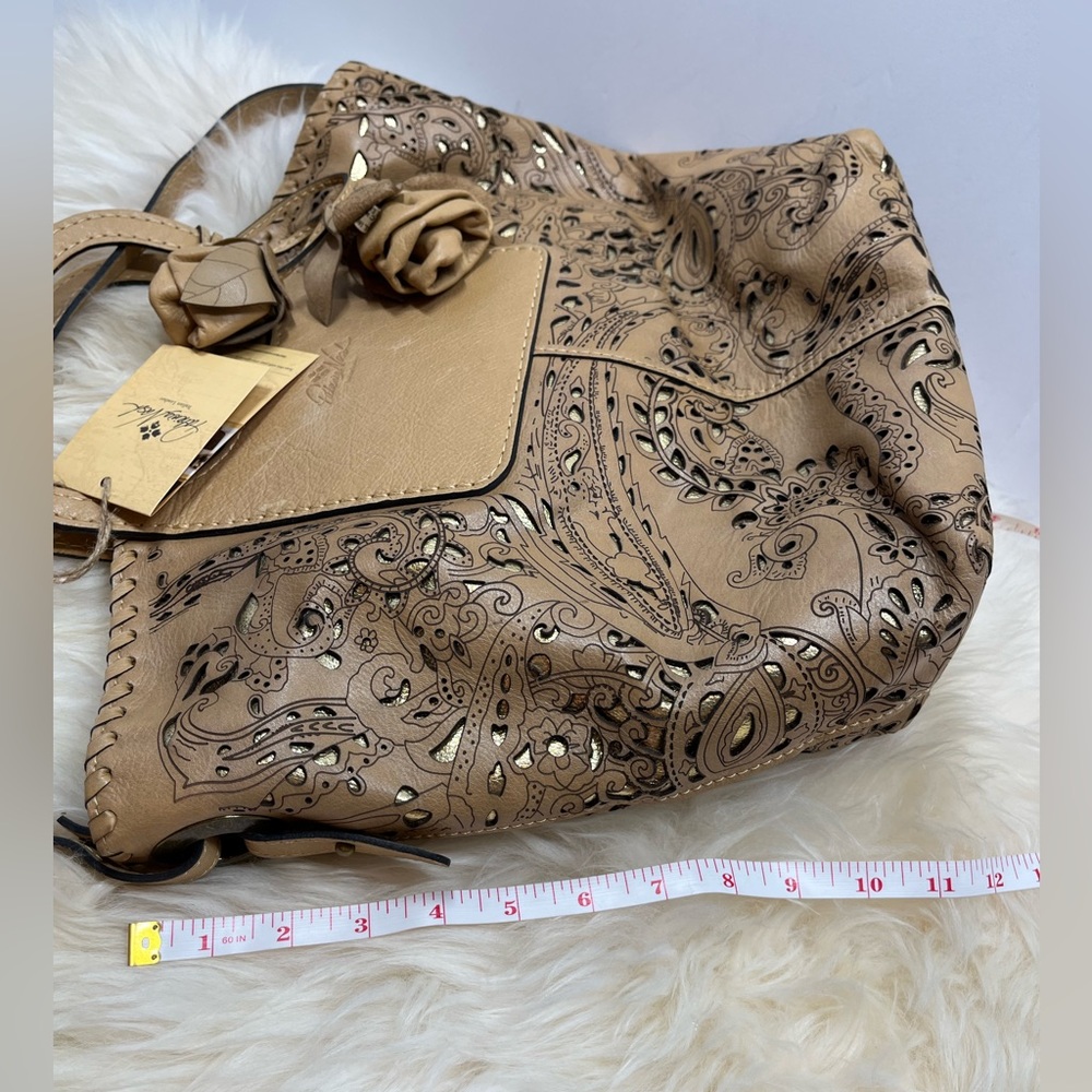 Patricia Nash Laser Lace Vilani Leather Tote with Metallic Gold leather undercut - Picture 13 of 17